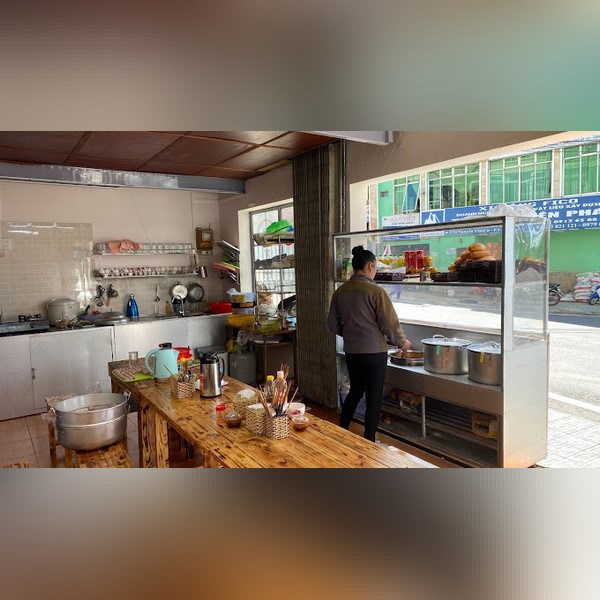 Bánh mì xíu mại Vũ Hà