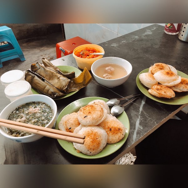 Bánh căn Cây Bơ - quán bánh căn nổi tiếng