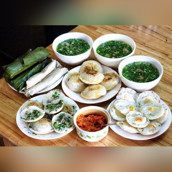 Bánh Căn Hiếu - quán bánh căn dân địa phương