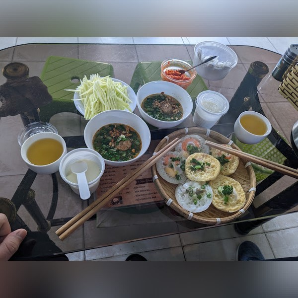 Bánh Căn Hải Sản - hương vị độc lạ