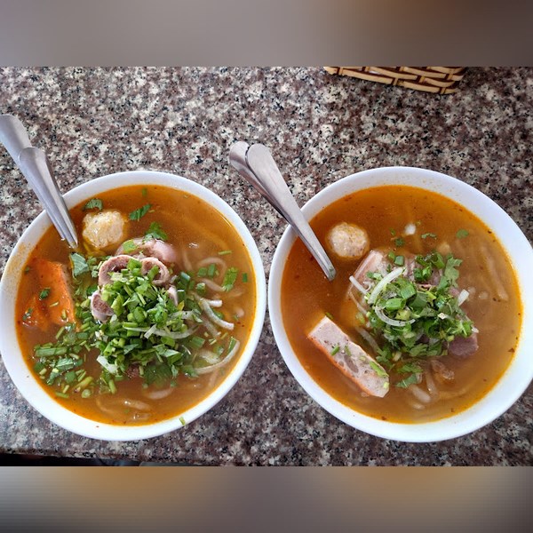 Bánh canh Xuân An - quán ăn nổi tiếng Đà Lạt