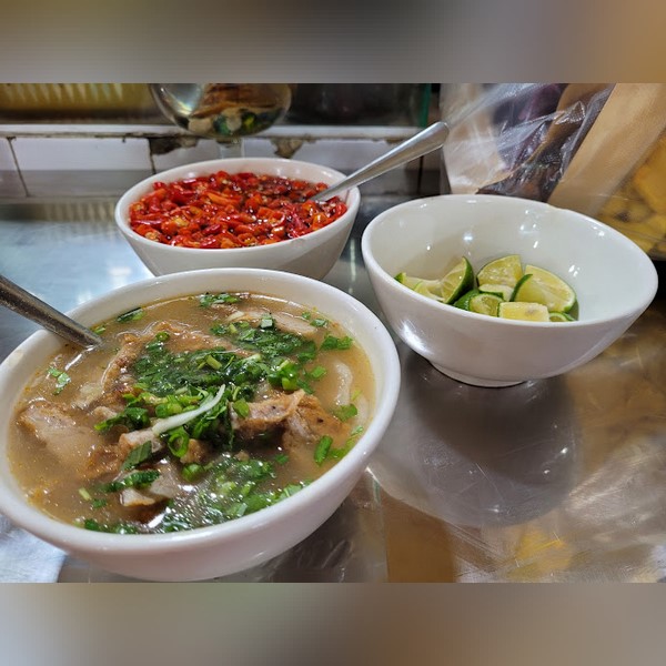Bánh Canh Bà Hường 