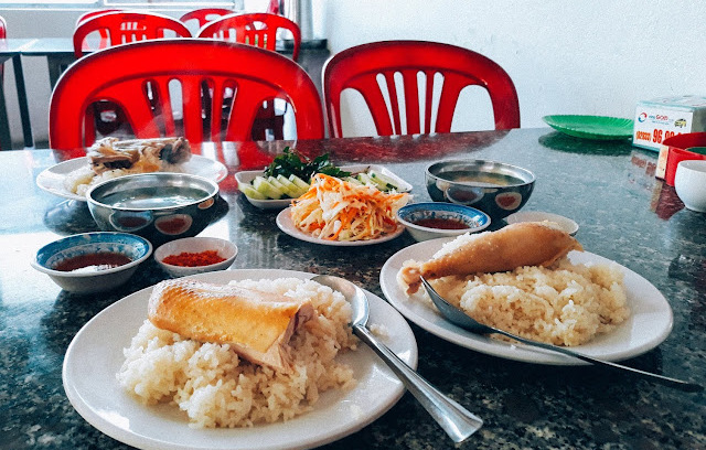Ăn chiều Đà Lạt cùng với Cơm Gà Hải Phan Rang