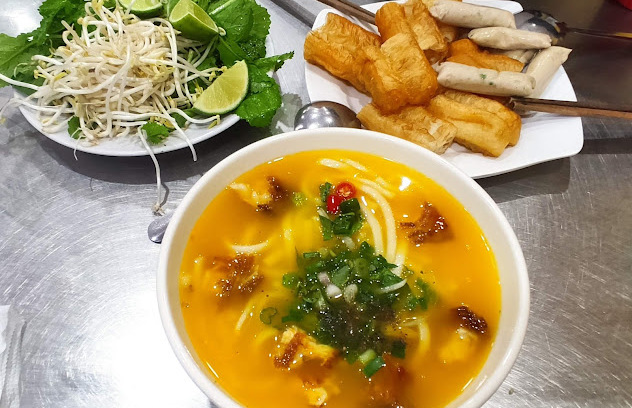 Bánh Canh Cá Lóc Chú La