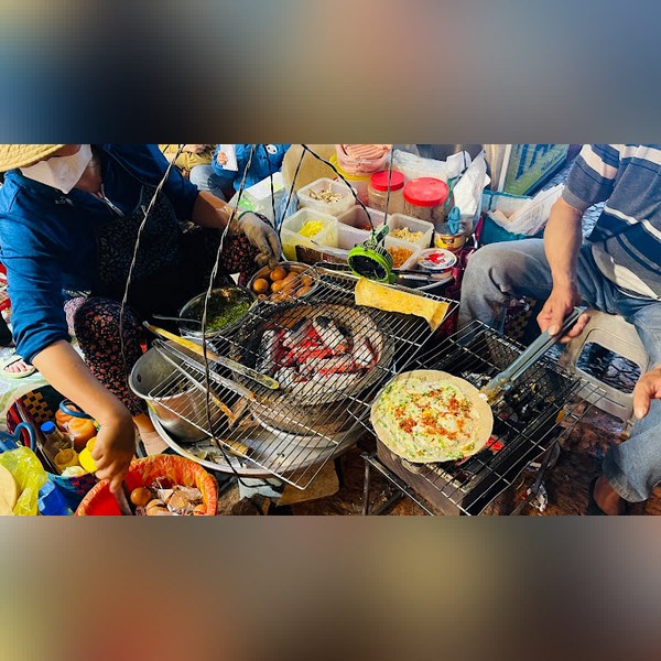Bánh tráng nướng Cô Mai Nhà Chung - Hương Vị Độc Đáo và Thân Thuộc