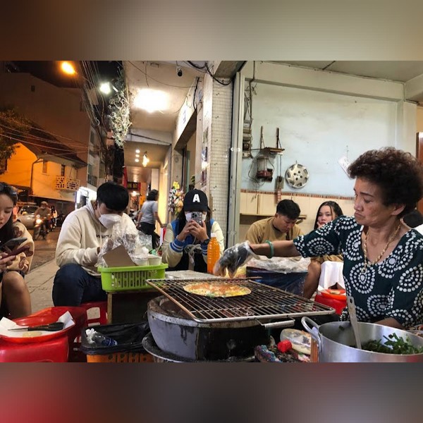Bánh Tráng Nướng Bà Chữi (Bà Khùng Luxury)