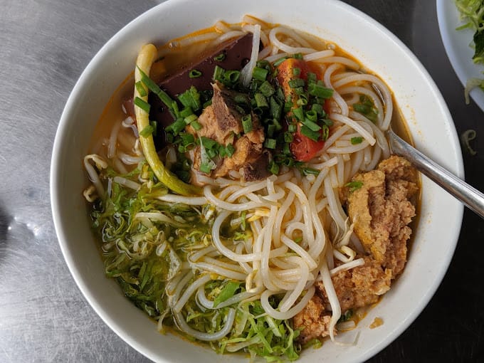 Quán 48 (Hủ tiếu, Bún Riêu,Bún Chả cá)