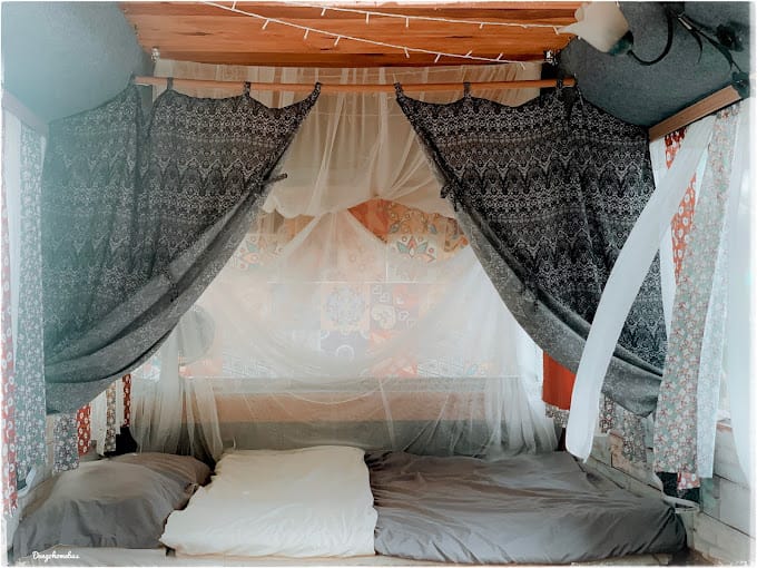 nội thất De Ngơ Homebus & Coffee