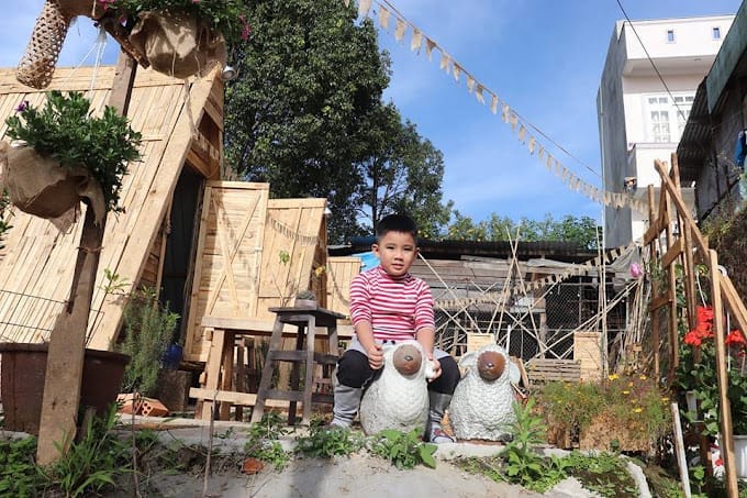 trẻ em vui đùa tại Homestay 