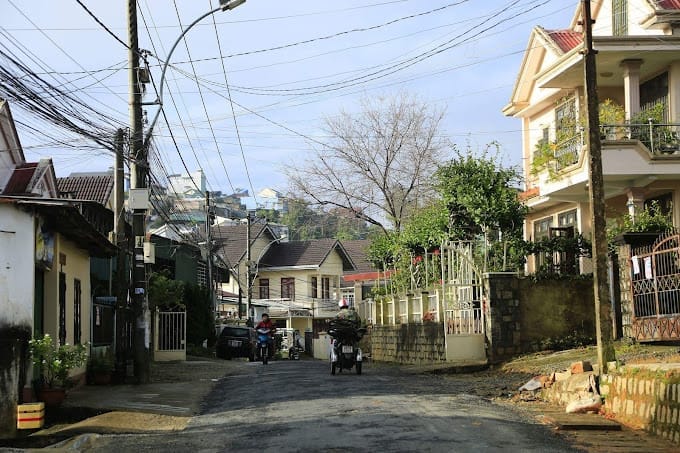 bên ngoài Homestay 