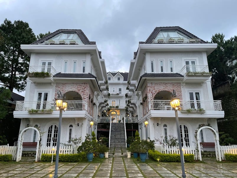 toàn cảnh villa