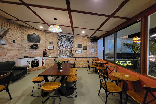 Cafe Nghệ Sỹ (Cafe Artista)