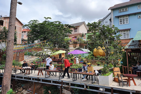 Tiệm cà phê Tổ Chim (Bohem cũ)