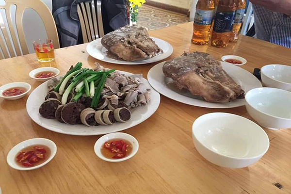 Top 10 tiệm cháo lòng ngon nổi tiếng gần đây tại Đà Lạt 33 CHÁO LÒNG MÁ HEO SỐ 6