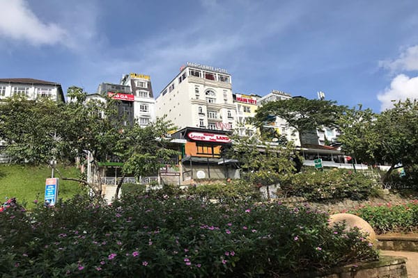 Cafe Gia Nguyễn - Ngắm nhìn trung tâm Đà Lạt