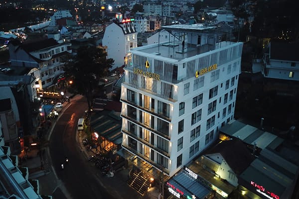 Top 26 khách sạn gần chợ Đà Lạt có buffet sáng ngon 61 Len's Hotel