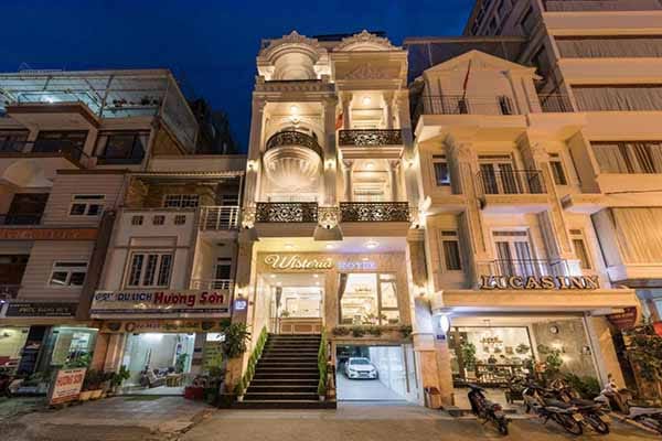 Top 26 khách sạn gần chợ Đà Lạt có buffet sáng ngon 86 Khách Sạn Wisteria (Wisteria Hotel)
