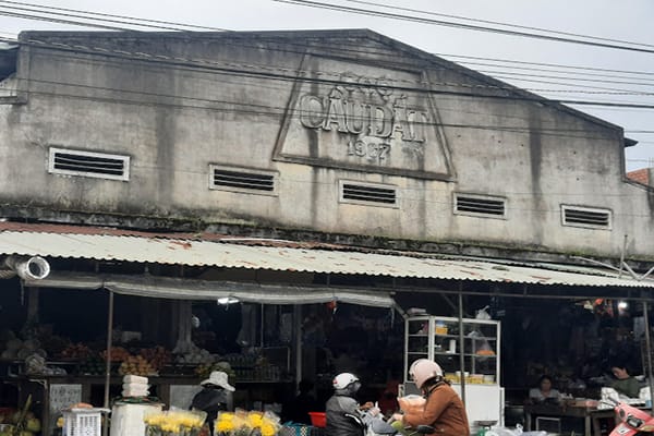 Chợ Cầu Đất