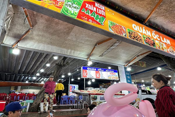 Thưởng thức Quán ốc Đà Lạt tại chợ Đêm