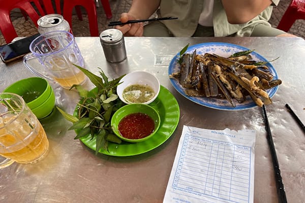 Quán Ốc Đà Lạt – Top 16 quán ốc thơm ngon khó cưỡng 42 Thưởng thức Quán ốc Đà Lạt tại chợ Đêm