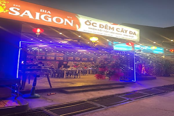 Tiệm Ốc bờ kè Mạc Đĩnh Chi