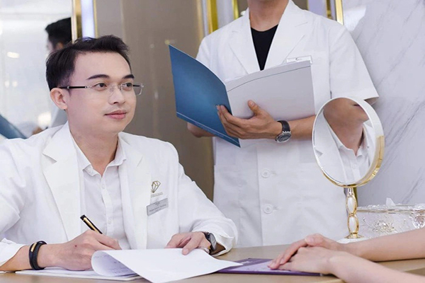 Top 7 Phòng khám da liễu Đà Lạt tốt nhất hiện nay 11 Phòng khám da liễu Bác sĩ Phạm Văn Đức