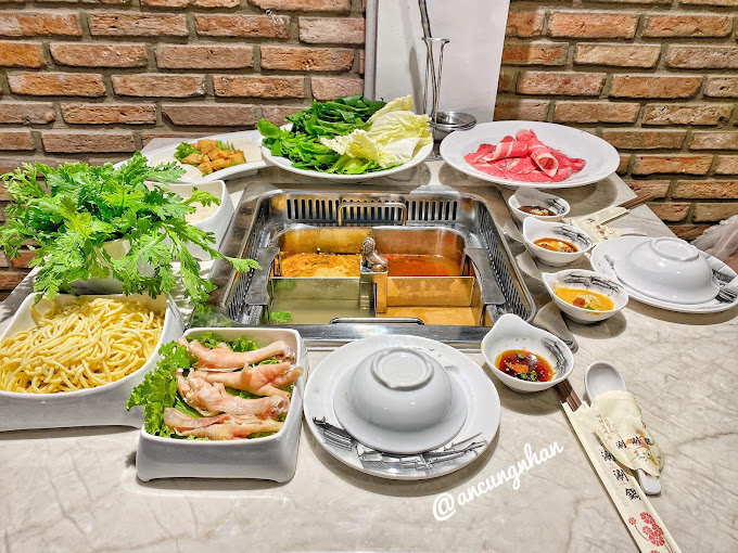 Ăn gì buổi tối Đà Lạt? Tổng hợp những quán ăn tối Đà Lạt ngon nên thử 17 LẨU MÀ LA 4 NGĂN