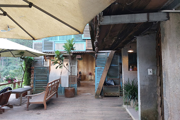 Lưng Chừng - Cafe thơ mộng Đà Lạt
