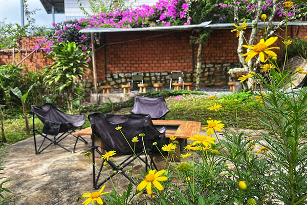 Cafe Rừng Trong Nhà Retro - quán Retro đẹp tại Đà Lạt