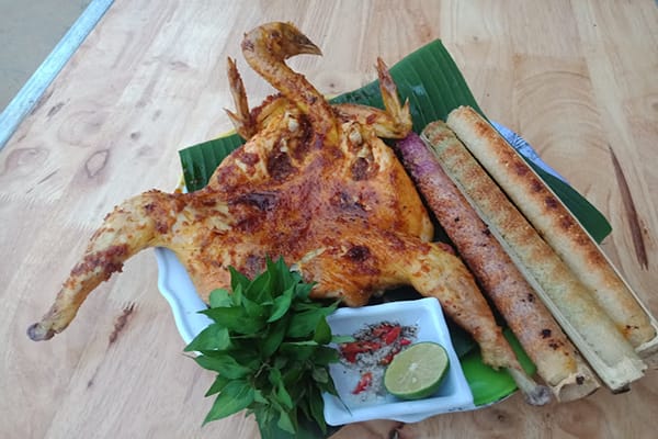 Top 20 quán cơm lam gà nướng đặc sắc nhất Đà Lạt 30 Quán Ăn Sáng Thảo (Cơm lam , gà đồi nướng )