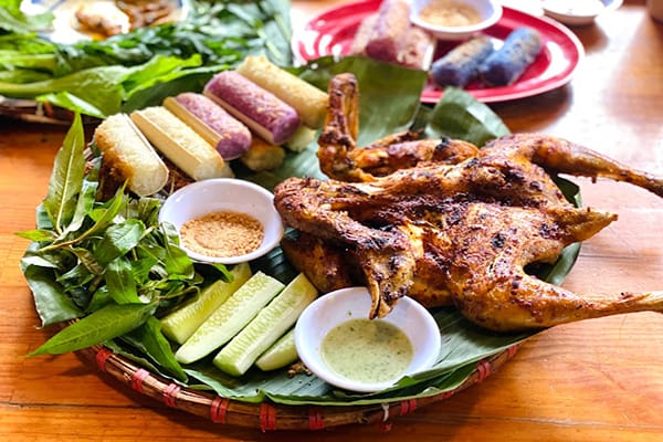 Ăn gì buổi tối Đà Lạt? Tổng hợp những quán ăn tối Đà Lạt ngon nên thử 25 Hương Quê Quán – Nơi ăn tối Đà Lạt đầy đủ món nhất