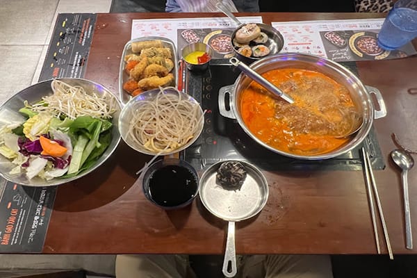 Top 8 quán ăn Hàn Quốc Đà Lạt ngon khó cưỡng nhất định phải thử 53 Dookki Buffet Topokki Đà Lạt