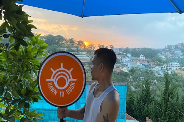 Dawn to Dusk Coffee - Cà Phê Vợt đón Hoàng Hôn Đà Lạt