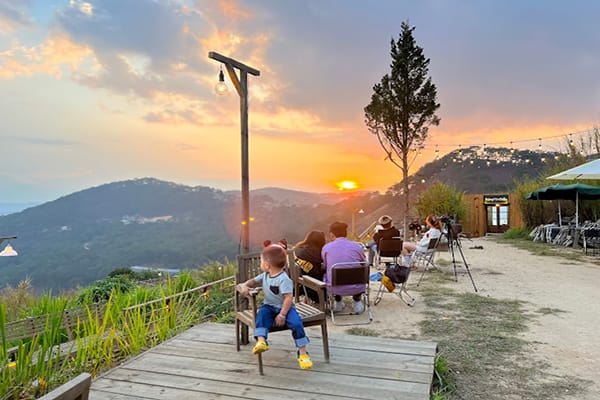 Top 15 quán cafe ngắm hoàng hôn đẹp và chill tại Đà Lạt 32 Tiệm cà phê Hoàng Hôn Chiều