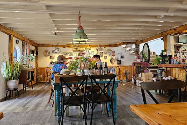 Top 15 quán cafe ngắm hoàng hôn đẹp và chill tại Đà Lạt 38 Còn Nắng Trên Đồi cafe