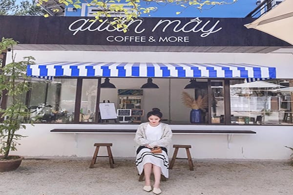 Top 13 quán cafe Hàn Quốc ở Đà Lạt dành cho tín đồ sống ảo 23 Mây Coffee & More