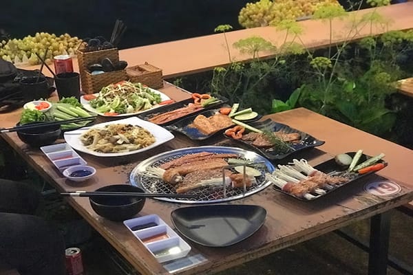 Top 10 quán chân gà ngon Đà Lạt - ăn là ghiền liền 17 Tiệm Nướng Ông Thương
