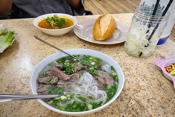 Cập nhật địa chỉ 13 quán phở ngon ở Đà Lạt đông khách nhất 17 Phở Bằng – Quán phở ngon ở Đà Lạt