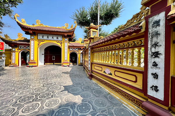 Khám Phá Vẻ Đẹp Linh Thiêng Của 4 Ngôi Chùa Nổi Tiếng Ở Hà Nội 10 Kiến trúc độc đáo của chùa Trấn Quốc