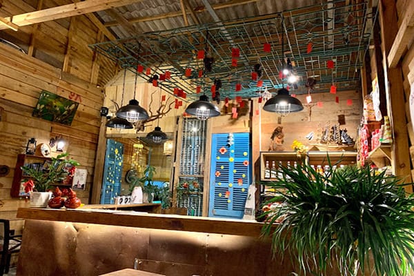 Top 9 Quán cà phê Vintage Đà Lạt trải nghiệm không gian hoài niệm cổ điển 15 Nhà Của Ngoại cafe