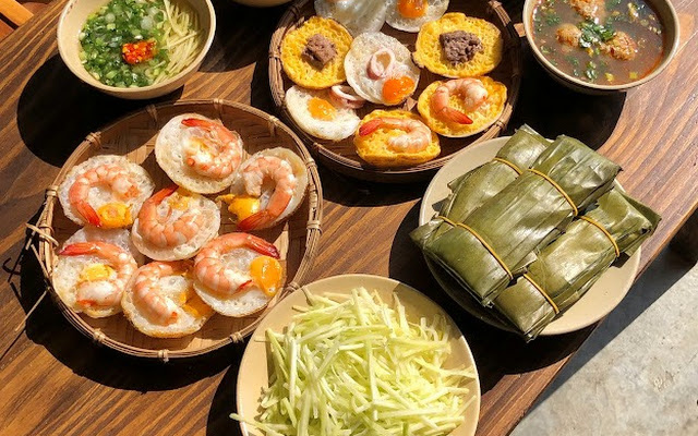 Khám Phá Những Quán Ngon Không Thể Bỏ Qua Khi Đến Đà Lạt! 10 Bánh Xèo Chảo