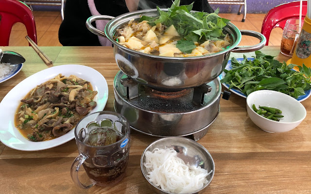 Khám Phá Những Quán Ngon Không Thể Bỏ Qua Khi Đến Đà Lạt! 16 Lẩu Gà Lá É 668