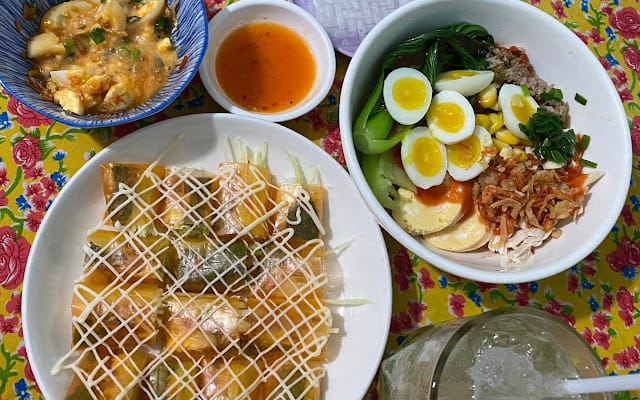 Top 30 Quán Ăn Vặt Đà Lạt Ngon Khiến Bạn Chỉ Muốn "Cắm Mặt" Vào Ăn 10 Top 30 Quán Ăn Vặt Đà Lạt Ngon Khiến Bạn Chỉ Muốn “Cắm Mặt” Vào Ăn