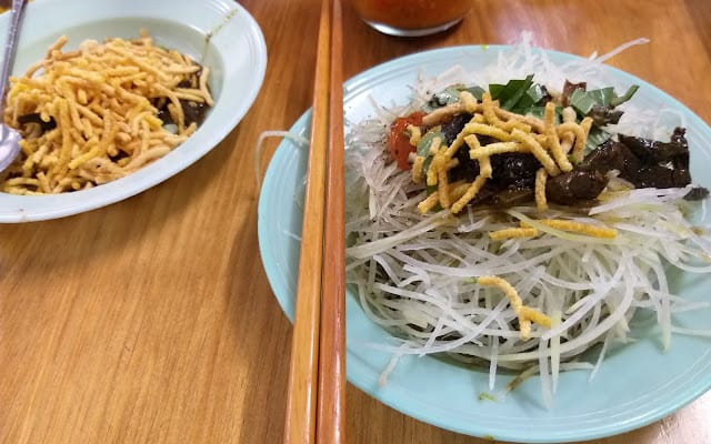 Top 30 Quán Ăn Vặt Đà Lạt Ngon Khiến Bạn Chỉ Muốn "Cắm Mặt" Vào Ăn 19 Ăn Vặt Lona