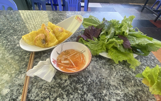 Top 10 Tiệm Bánh Ngon Khó Cưỡng Tại Đà Lạt 24 Bánh Căn Mi