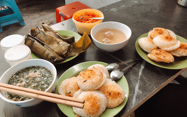 Đà Lạt Và Top 9 Quán Bánh Căn Khiến Bạn Thương Nhớ 17 Bánh Căn Truyền Thống