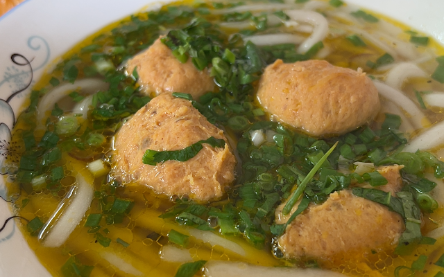 5 Địa điểm thưởng thức bánh canh cua ngon tại Đà Lạt 10 Bánh Canh Tôm Hùm Số 1