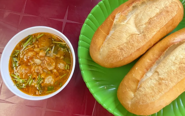 Top 20 Quán Bánh Mì Đà Lạt - Đã Đến Là Phải Thử Ngay! 25 Bánh Căn Dốc Ga