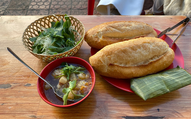 Top 20 Quán Bánh Mì Đà Lạt - Đã Đến Là Phải Thử Ngay! 29 Bánh Mì Xíu Mại Vân